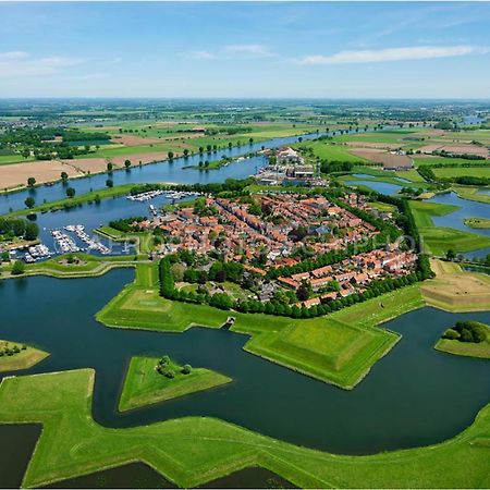 Bed and Breakfast Bnb Onder De Blauwe Hemel Vlijmen Exteriér fotografie
