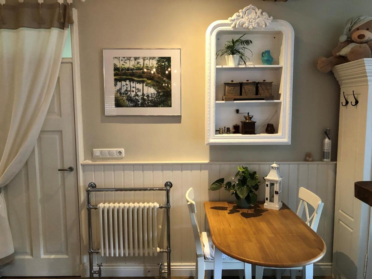 Bed and Breakfast Bnb Onder De Blauwe Hemel Vlijmen Exteriér fotografie
