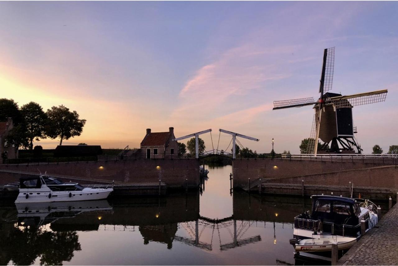 Bed and Breakfast Bnb Onder De Blauwe Hemel Vlijmen Exteriér fotografie